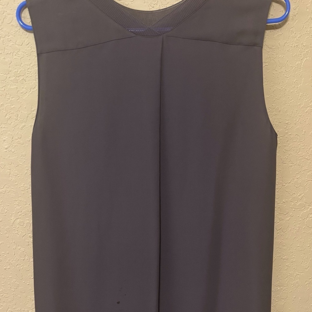 Sleeveless Gray Top